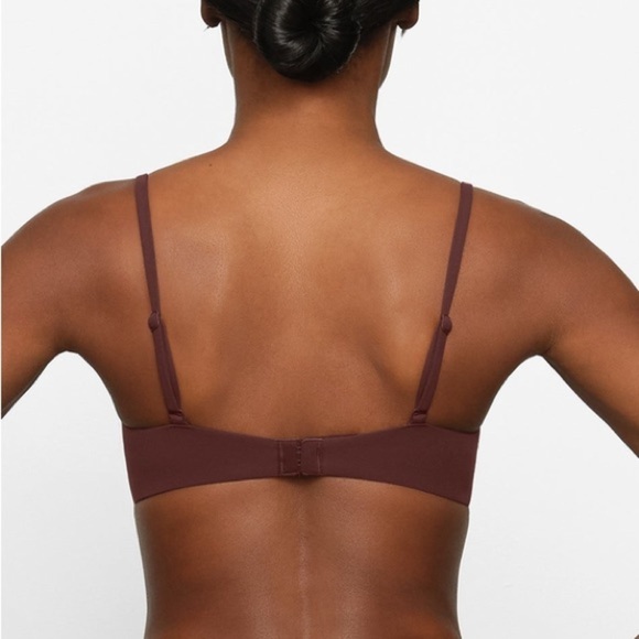 Skims Fits Everybody Lace Underwire Unlined Scoop Bra in Cocoa Brown Size 46D - Picture 2 of 9